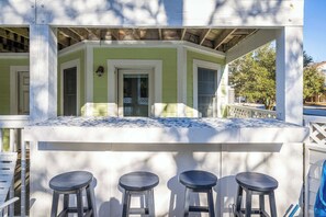 Property grounds - Corolla Getaway with Pool Bar, Spa & Game Rm! (Corolla)