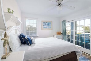 5 bedrooms, WiFi, bed sheets - Corolla Getaway with Pool Bar, Spa & Game Rm! (Corolla)
