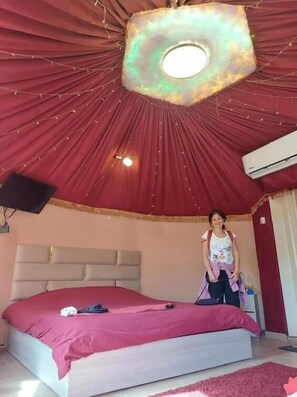 Iron/ironing board, free WiFi - Bubble castel  (Al-Karak)