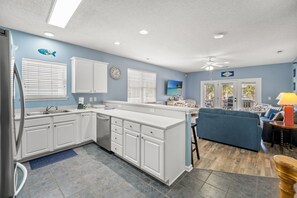 Interior - 5BR | Sleeps 13 | Pvt Pool | Walk to Beach | 115C (Surfside Beach)