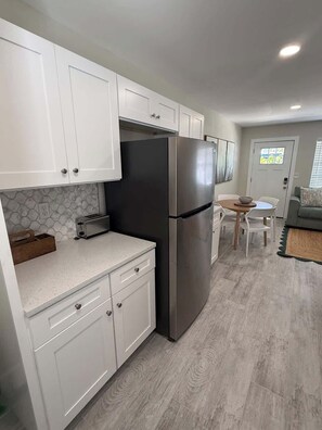 Interior - Coconut Cottage~Private Heated Pool~Block to shops (Anna Maria)