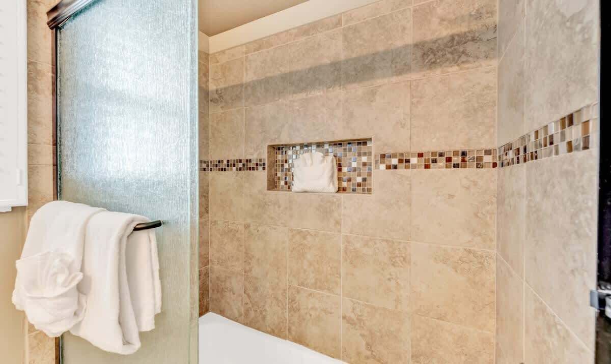 Shower, hair dryer, shampoo