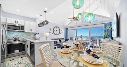 New! Beachfront Paradise! ~Heated Pool! Top Floor