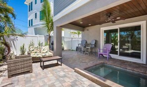 Terrace/patio - Gulf View Beach House - Pool Home on Bradenton Beach! (Bradenton Beach)