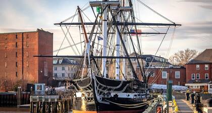 Boston Condo with Free Parking