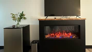 Laptop workspace, free WiFi