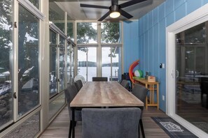 Dining - Blue Horizon Hideaway w/private Dock (Rocky Mount)