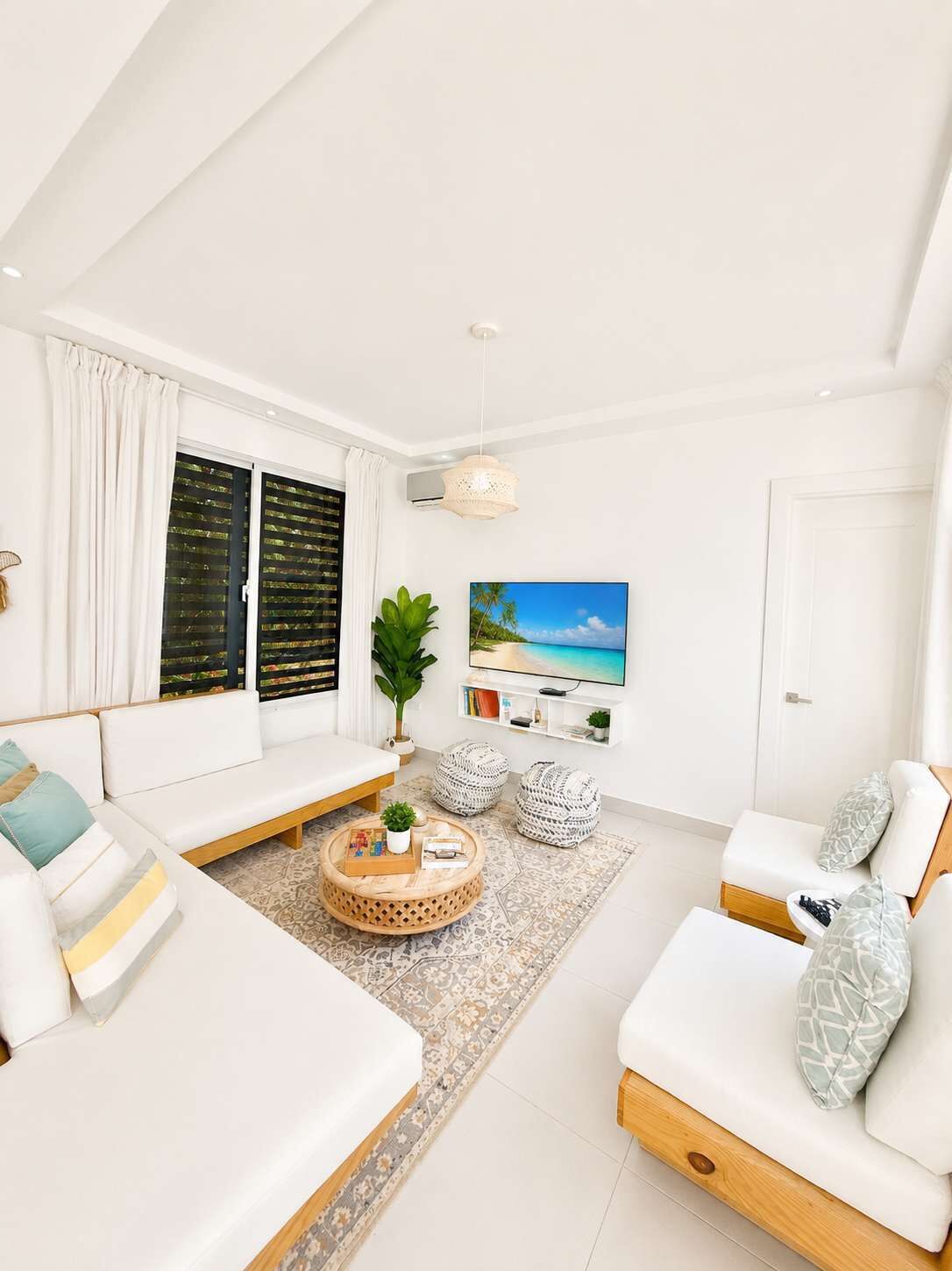 Villa Serena| 4 Suites, Pool, Terrace & Corner Lot - Sosúa