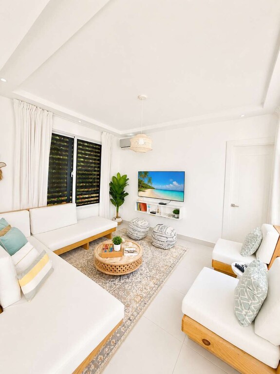 Villa Serena| 4 Suites, Pool, Terrace & Corner Lot - Sosúa