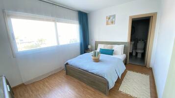 1 bedroom, iron/ironing board, Internet, bed sheets