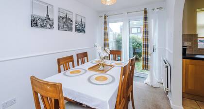 Spacious 3 Bedroom Home in Westhoughton