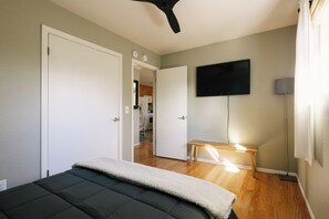 2 soverom, wi-fi (inkludert) og sengetøy