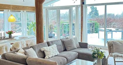 Spacious holiday home near beach and nature