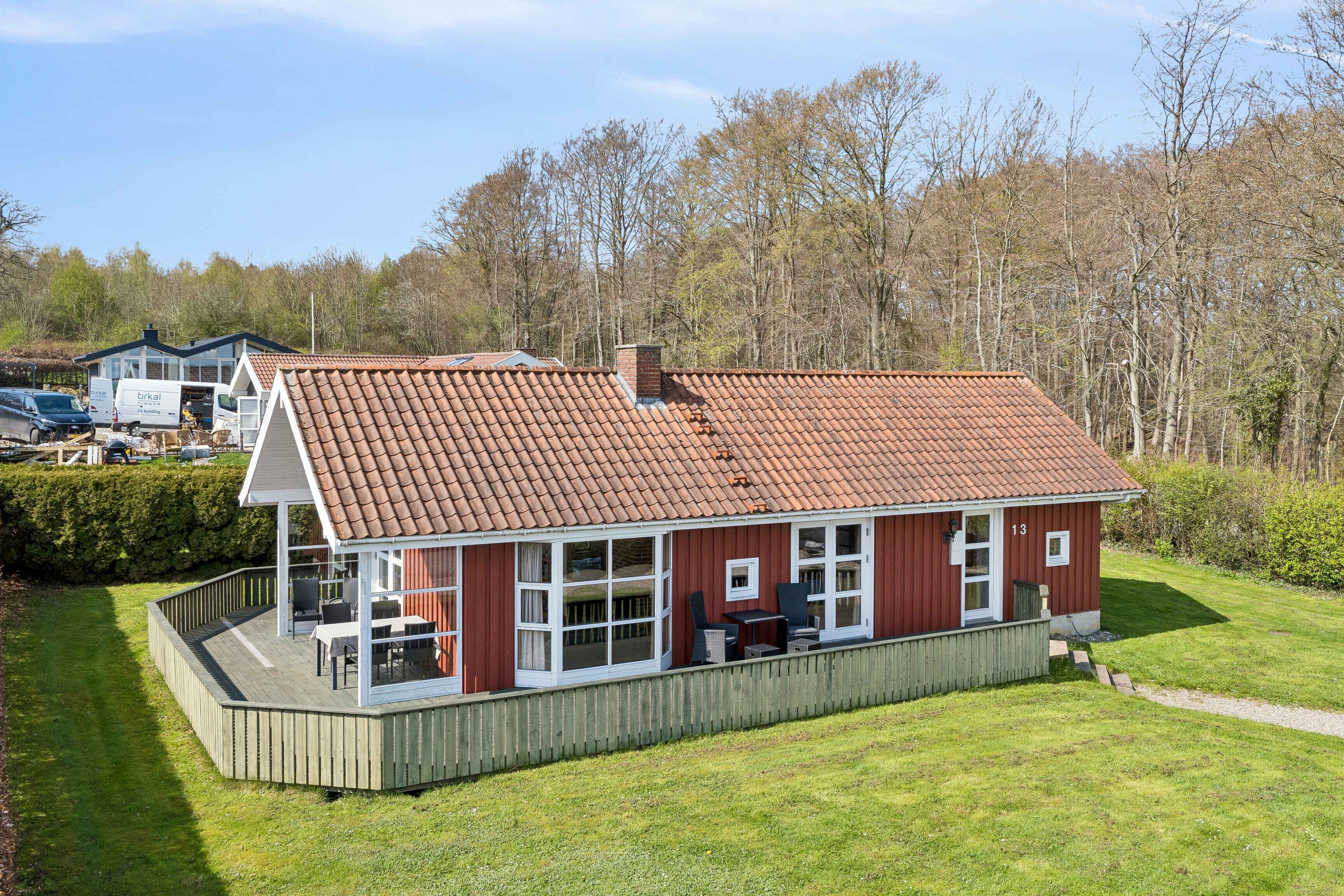 المنشأة من الخارج