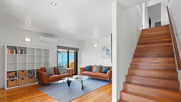 Interior - Luxury Family Retreat in Smiths Beach (Smiths Beach)