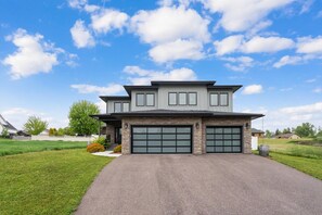 Exterior - Family Riverhouse with Hot Tub (Columbia Falls)