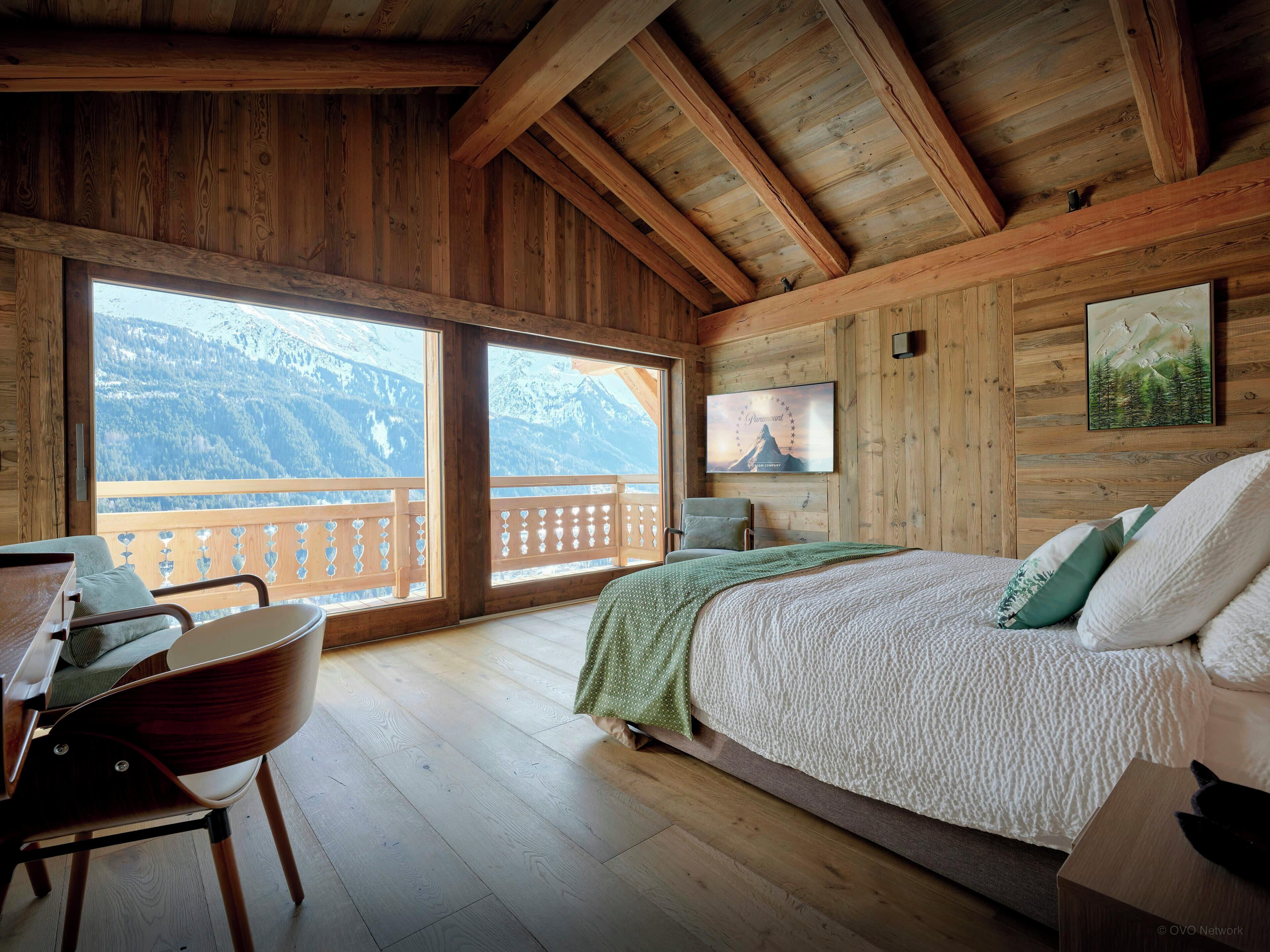 6 dormitorios, tabla de planchar con plancha, wifi y ropa de cama