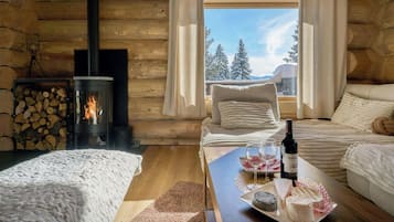 4 slaapkamers, een strijkplank/strijkijzer, wifi, beddengoed