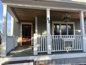 Exterior - Hendrickson House - Downtown Bayfield, WI (Bayfield)