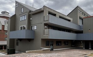 Exterior - Steps to Lifts! Upscale Village Condo (Carrabassett Valley)