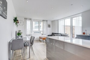 Interior - London Cozy Apartment Retreat (London)