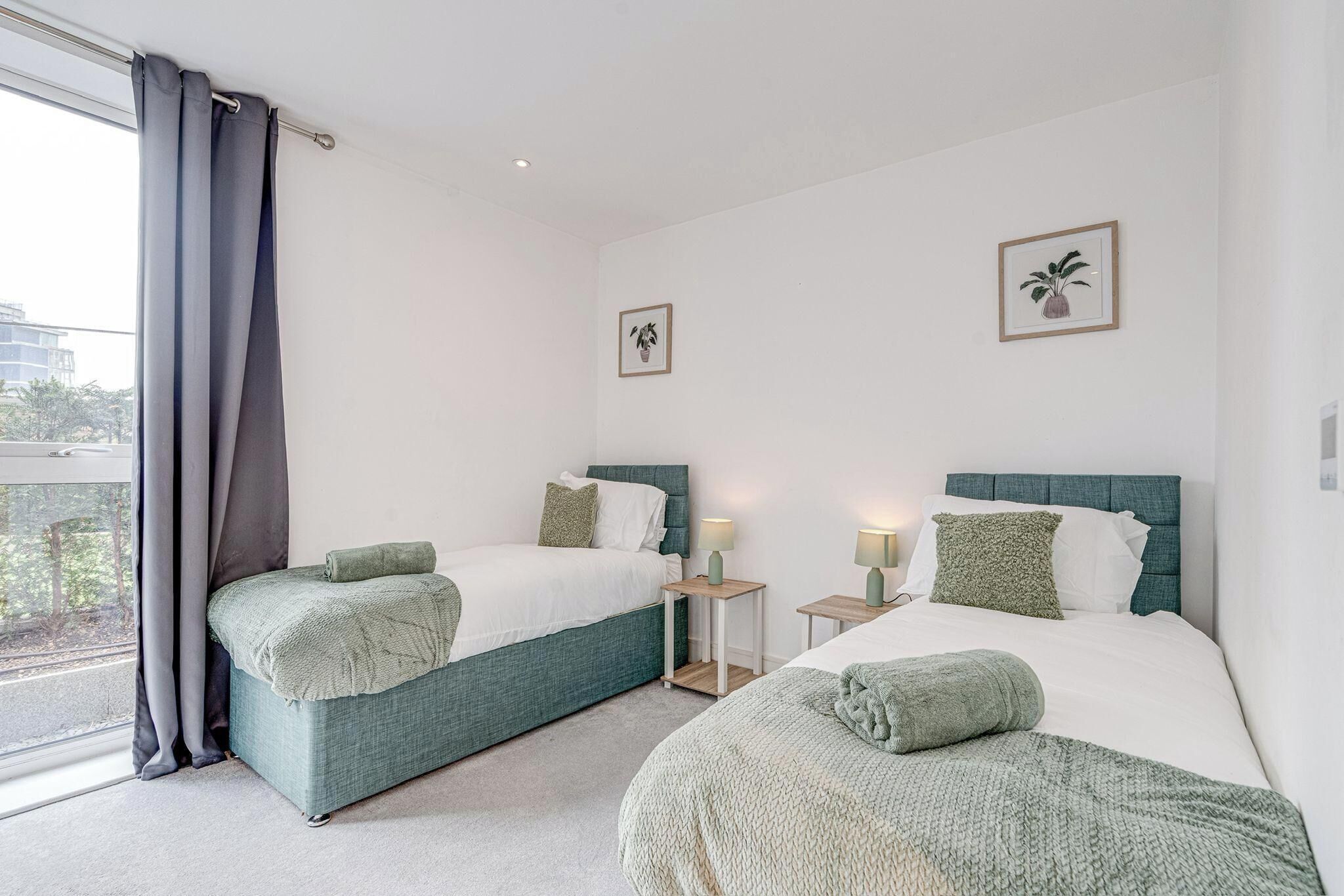 2 bedrooms, iron/ironing board, WiFi (free), bed sheets