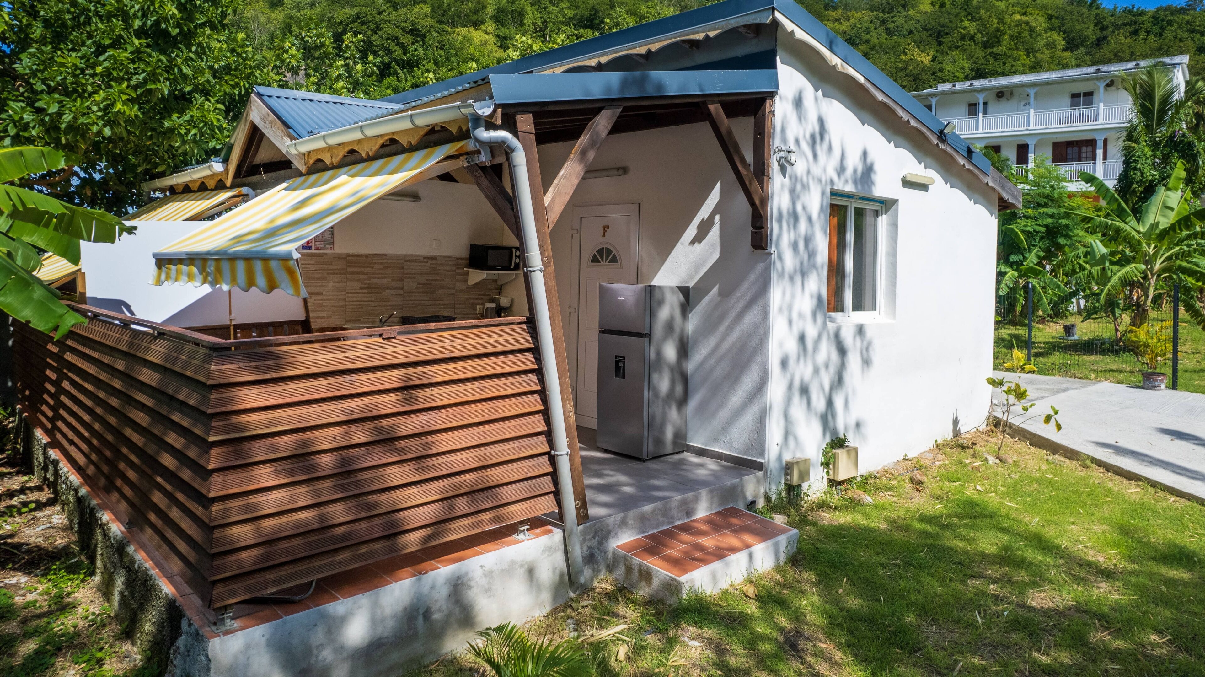 Bungalow, Balcony | Exterior