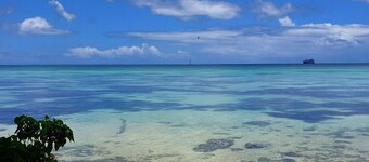 Island Comfort & Safety – Cozy 2 Bedroom Suite