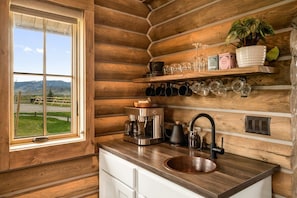 Luxury Suite, Mountain View | Private kitchen | Microwave, coffee/tea maker, toaster, cookware/dishes/utensils - Copper Rose Ranch (Livingston)