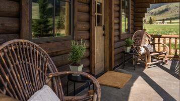 Luksussuite, fjellutsikt | Terrasse/patio