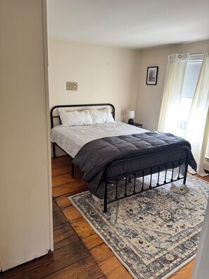 2 bedrooms, iron/ironing board, WiFi, bed sheets - Family and pet friendly 2-bedroom apartment in the historic section Berlin (Berlin)