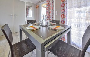 Dining - Mobile-home proche mer 400m (Grandcamp-Maisy)