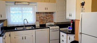 Grandma Moo's Farmhouse: family friendly, rustic getaway near Galesburg.