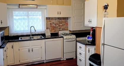 Grandma Moo's Farmhouse: family friendly, rustic getaway near Galesburg.