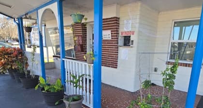 Holiday Motel Ocala Downtown I-75