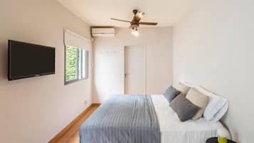 Standard Double Room, 1 Queen Bed, Non Smoking | Free WiFi