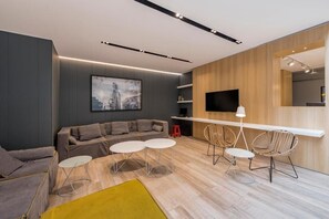 Living area - Puerto Limon Hostel (Buenos Aires)