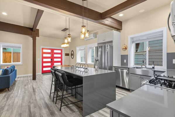 Fridge, microwave, oven, stovetop - Chic & Modern Retreat • Prime Location • AC (Seattle)