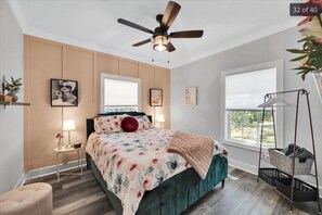 2 bedrooms, free WiFi, bed sheets - Lux Mins 2 Baylor Scott Hosp and Baylor Riverwalk (Waco)