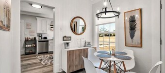 The Silo Snug: Historic Charm in Heart of Waco