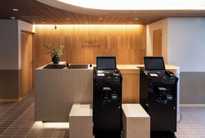 Reception - Hotel KAN-RAKU Premier Utsunomiya-Eki (Utsunomiya)