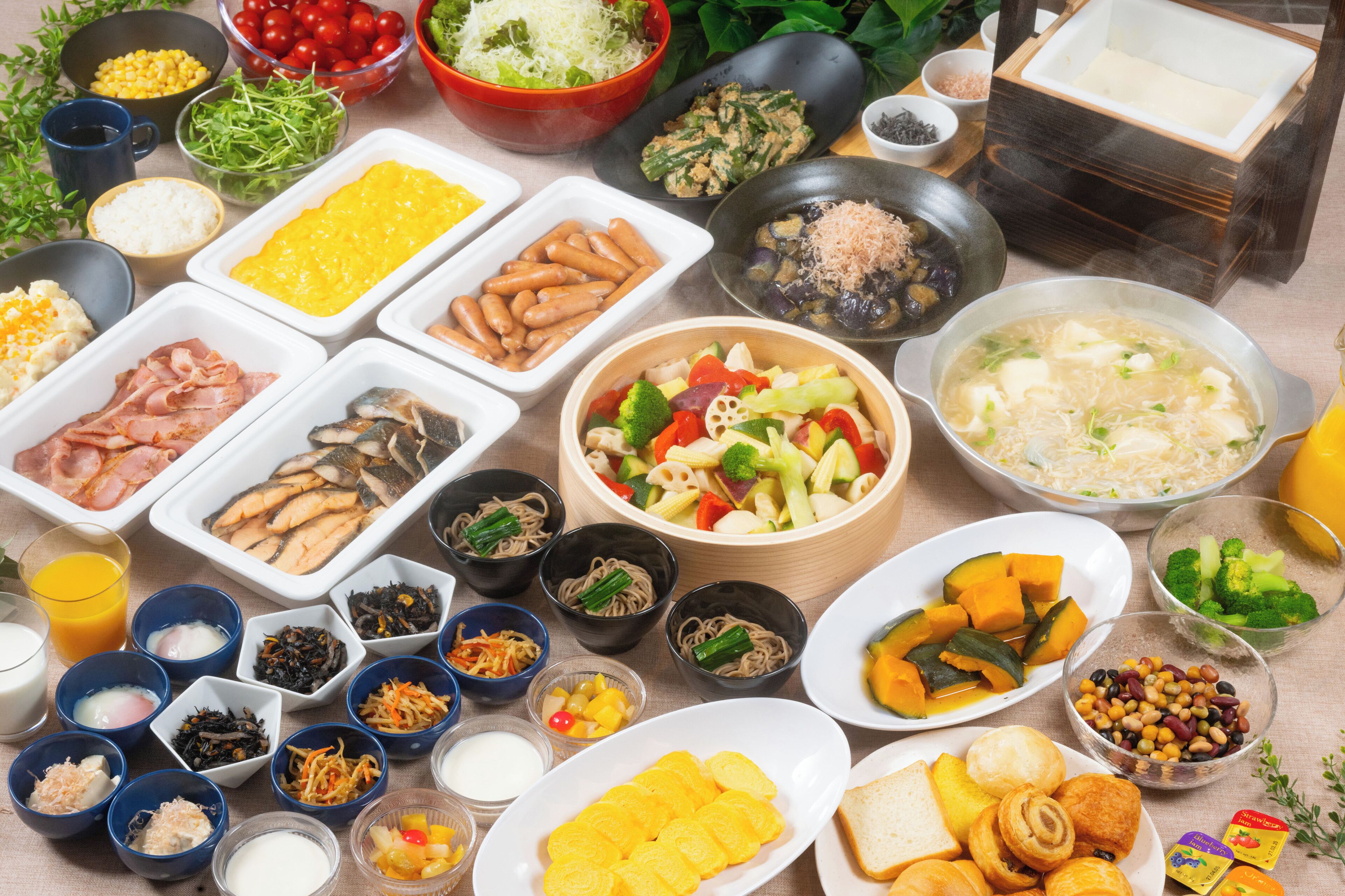 Daily buffet breakfast for a fee