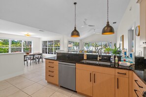 Fridge, microwave, oven, stovetop - Enclosed pool/spa - Stillpoint by SeaBreeze Vacation (Holmes Beach)