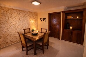 Dining - Beautiful apartment near the beach! Ideal for families! (Punta Cana)