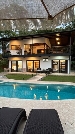 Alberca al aire libre 