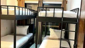 3 camere, una cassaforte in camera, ferro/asse da stiro, Wi-Fi gratuito