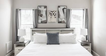 3-bedroom house in delightful Madison / Pet friendly / King bed / Walking park