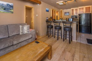 Smart TV - Lone Peak Hideout — A Bold One-Bedroom at the Base of Lone Peak (Big Sky)