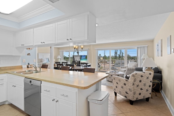Interior - ✨ 2BR/2BA Condo — Stylish Comfort, Resort Amenities, Right on the Beach, Collwood #202 (Madeira Beach)
