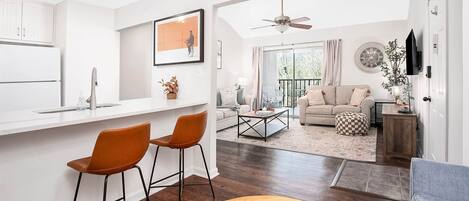 Smart TV, music library, stereo